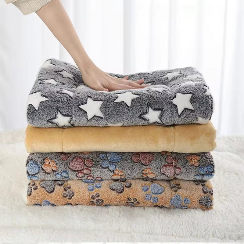 Flannel Pet Sleeping Mat Dog Bed Cat Litter Puppy Bed Dog Sofa Lovely Mattress Cushion for Small Large Dog Blanket for Winter